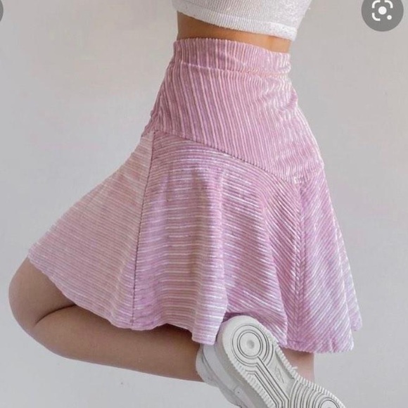 NWT Free People Camden pink velvet skirt - Picture 3 of 6